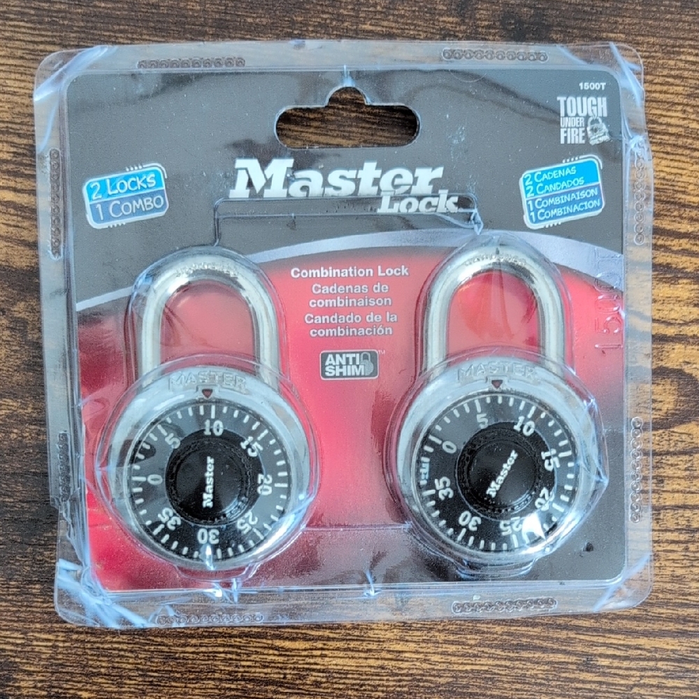 ✨ NEW ✨ Master Lock Combination Locks - Black and Silver